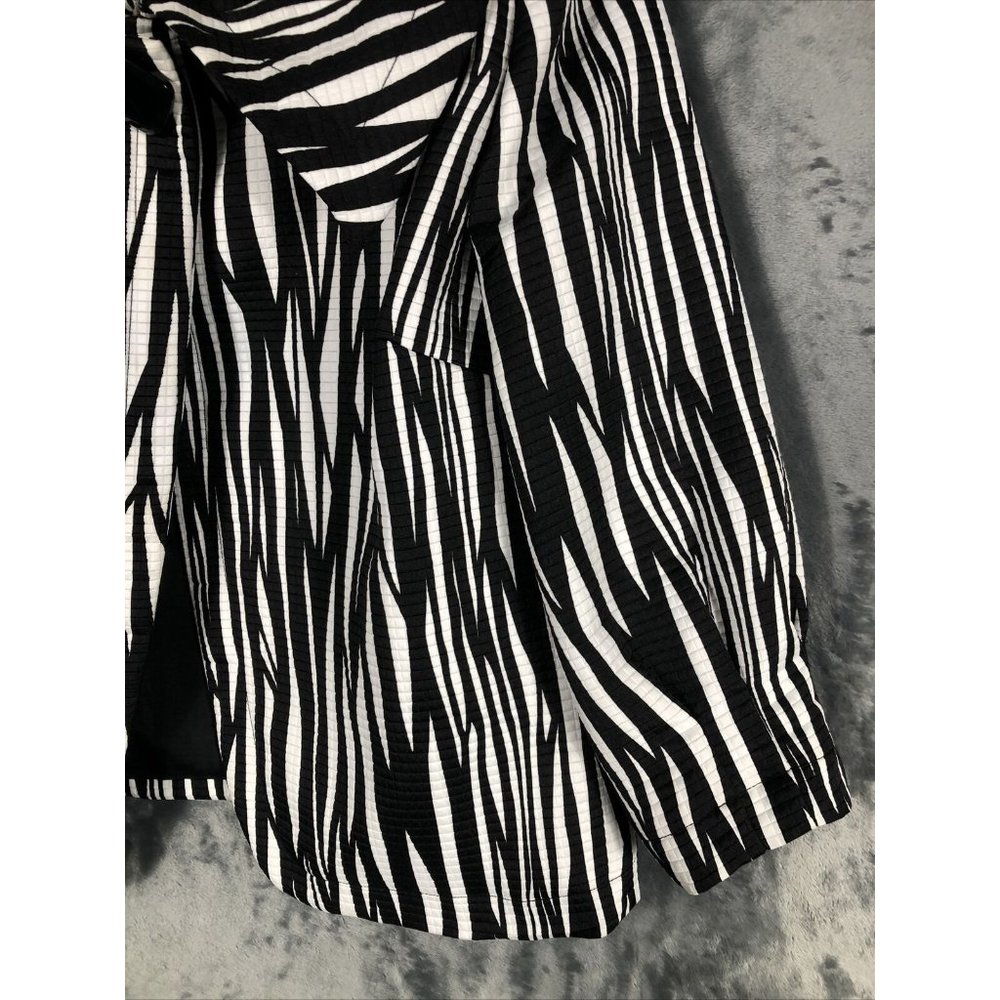 Trevan Blazer Jacket Women’s Size 8 3/4 Length Sleeve Animal Print - Picture 5 of 16